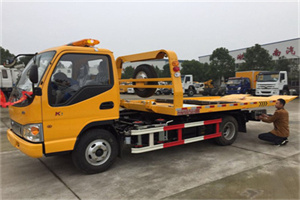 阿图什哪里有拖车服务