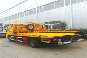 阿图什附近拖车救援搭电