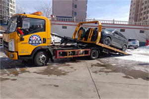 阿图什救援拖车费用怎么算